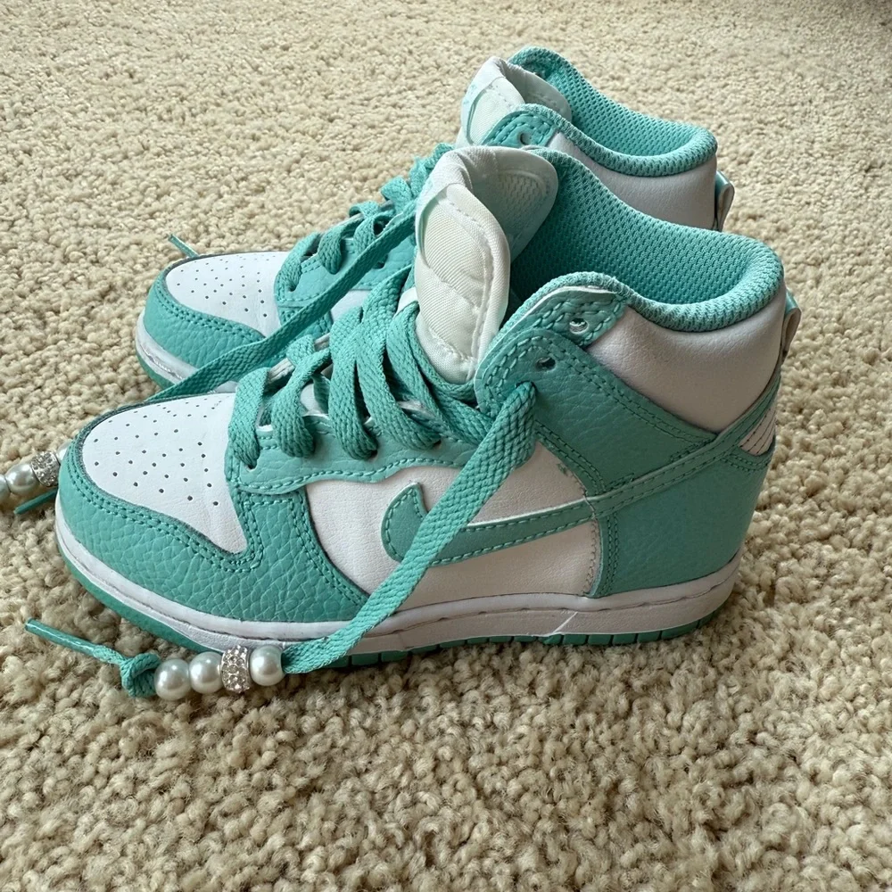 Nike Kids High-Top Sneakers Teal and White